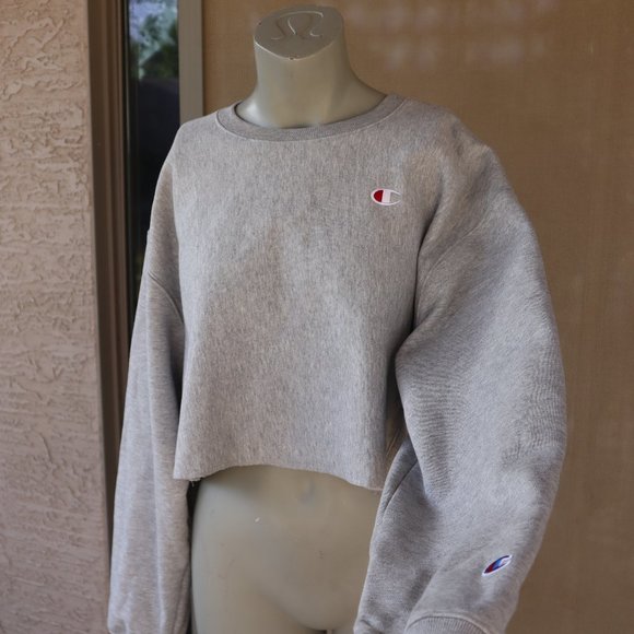 CHAMPION Reverse Weave® Crop Sweatshirt In Gfs Silver Grey - Picture 4 of 6